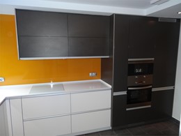 COCINA FORMICA Y CRISTAL NARANJA 1